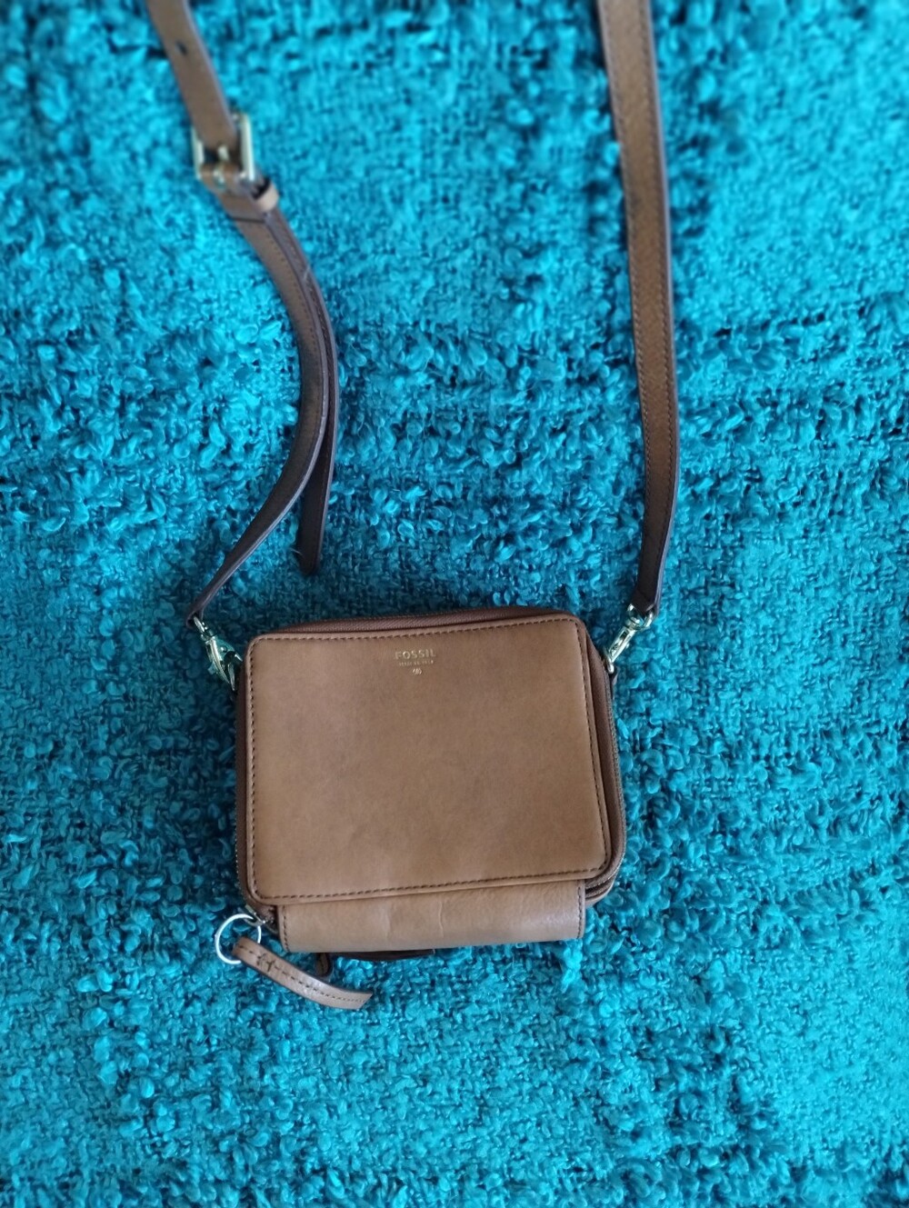 Fossil Tan Brown Cowhide Leather Wallet Crossbody Bag Zip Around Organizer